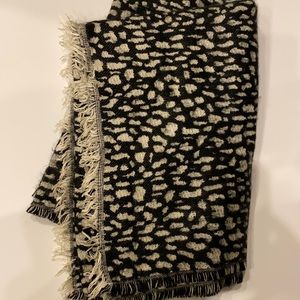 Loft Oversized Cozy Leopard Scarf